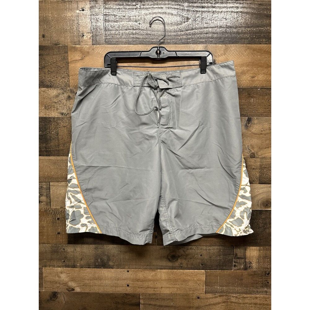 H&M Swimwear Men's Mesh Lined Board Shorts‎ Size X-Large